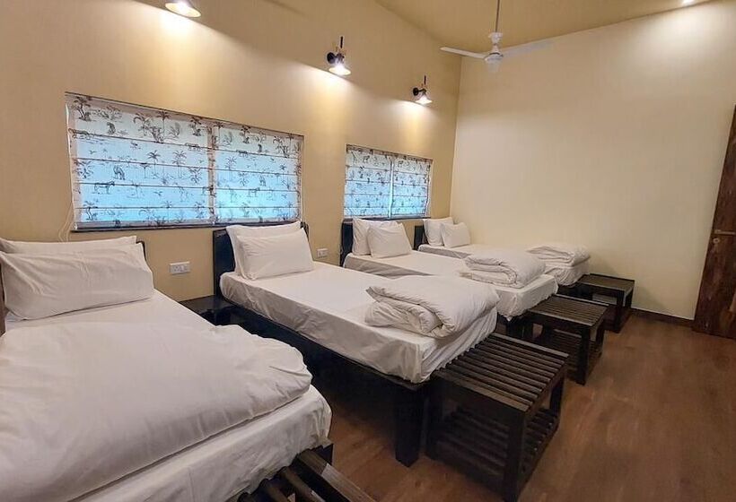 리조트 Tathastu Tadoba