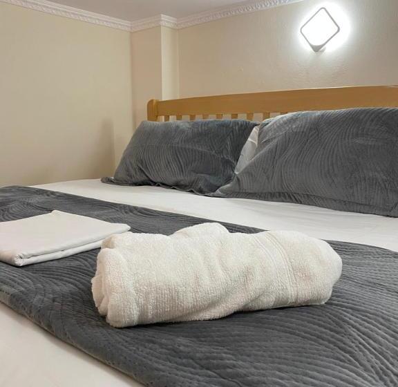 Troy Aparthotel Durres