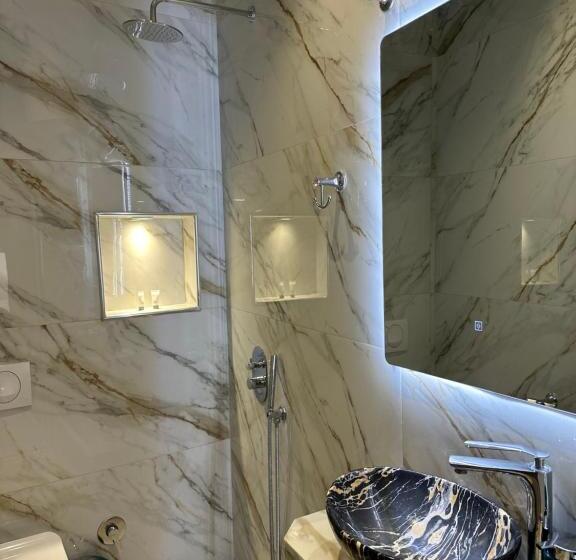 Troy Aparthotel Durres