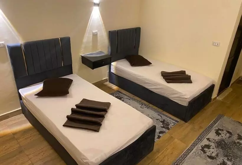 تختخواب و صبحانه Camp Pyramids View