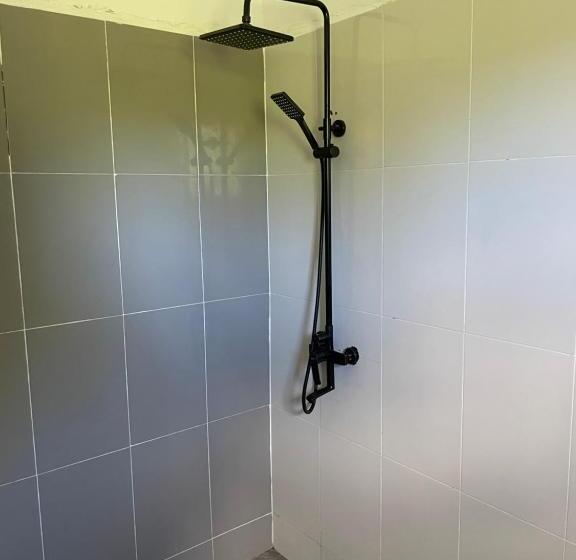 تختخواب و صبحانه Salama Eco Lodge And Hostel