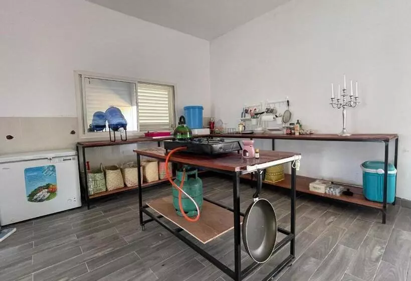 تختخواب و صبحانه Salama Eco Lodge And Hostel