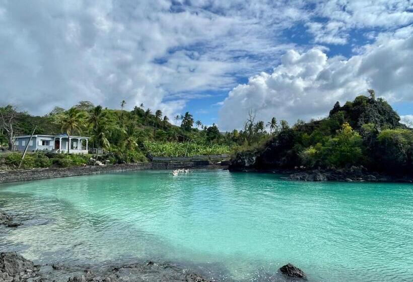 تختخواب و صبحانه Salama Eco Lodge And Hostel