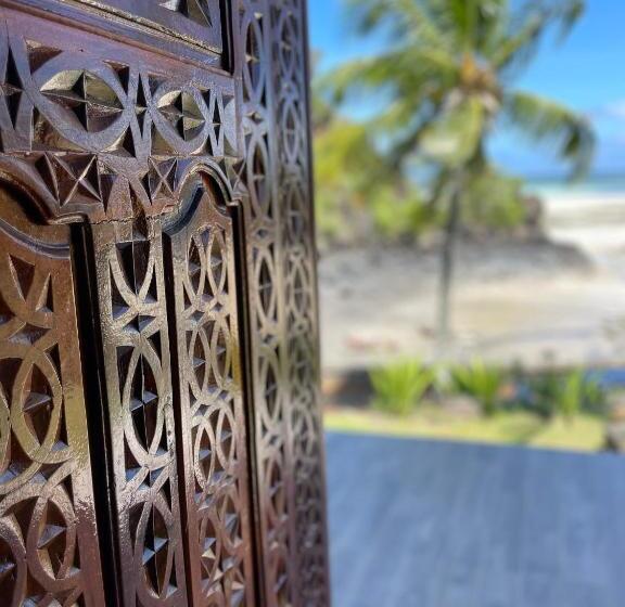 تختخواب و صبحانه Salama Eco Lodge And Hostel