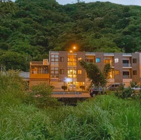 Happienss Sea Surfing B&b