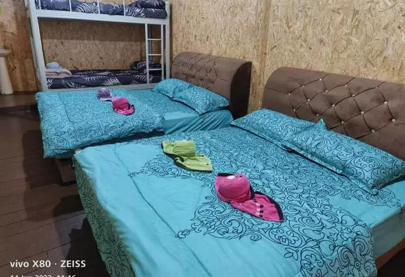 ホテル Bee Chalet Perhentian Island
