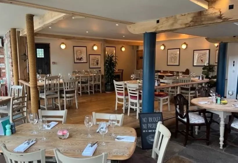 Hotelli Ferrymans Cottage