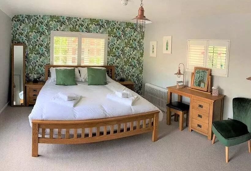 Hotelli Ferrymans Cottage