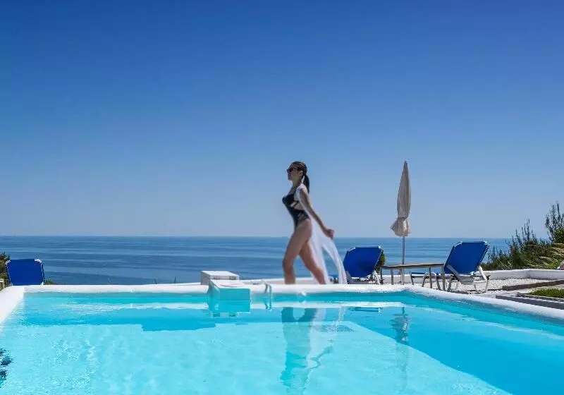 Hotelli Koumaros Apart