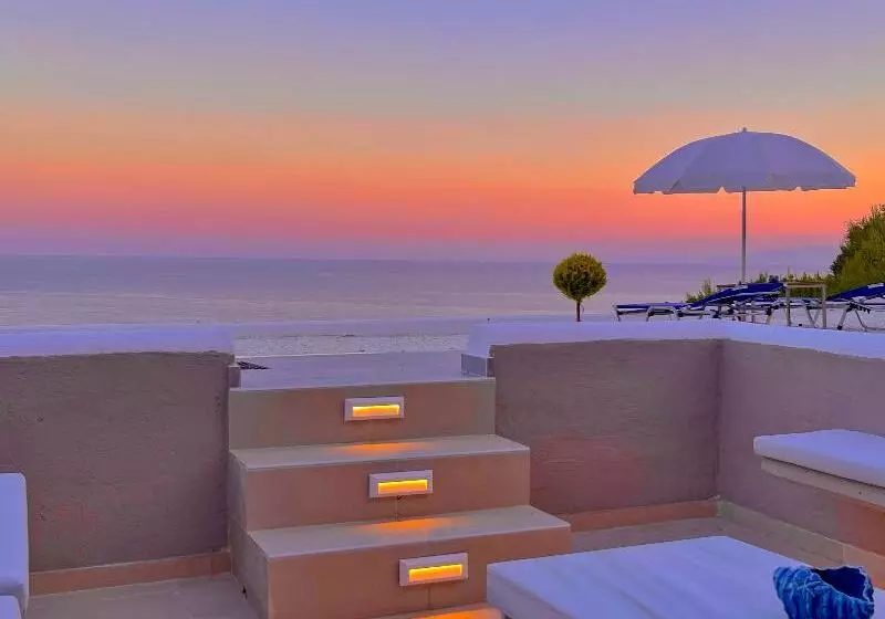 Hotelli Koumaros Apart