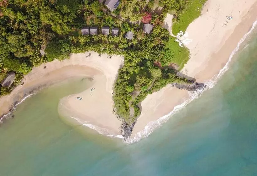 هتل Moheli Laka Lodge