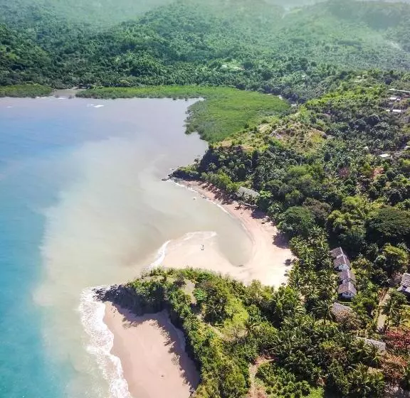 هتل Moheli Laka Lodge