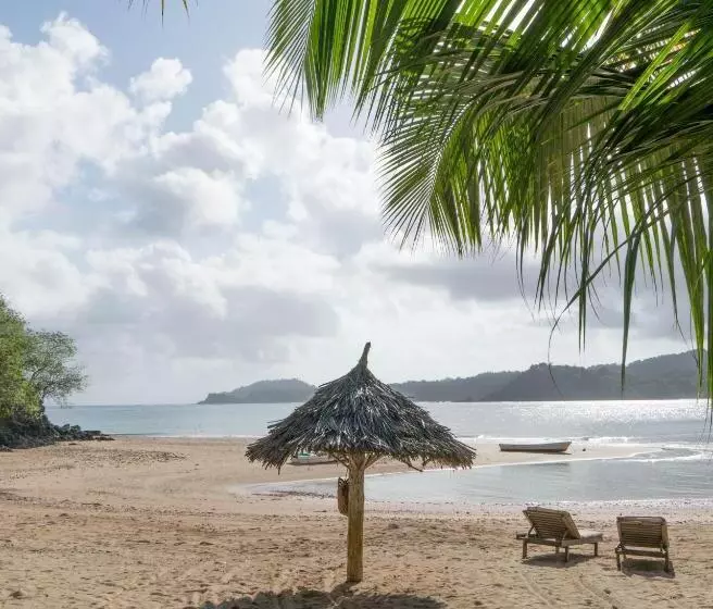 هتل Moheli Laka Lodge
