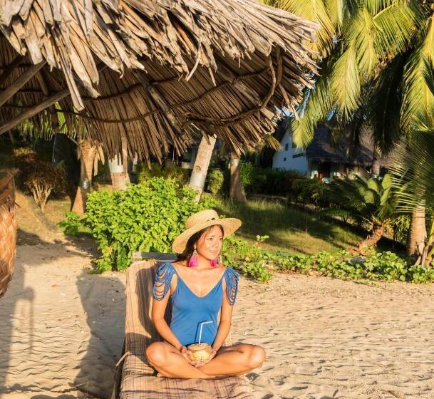 호텔 Moheli Laka Lodge