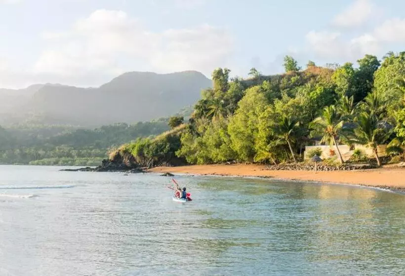 هتل Moheli Laka Lodge