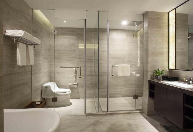 Hotel Ramada Plaza By Wyndham Xi An South