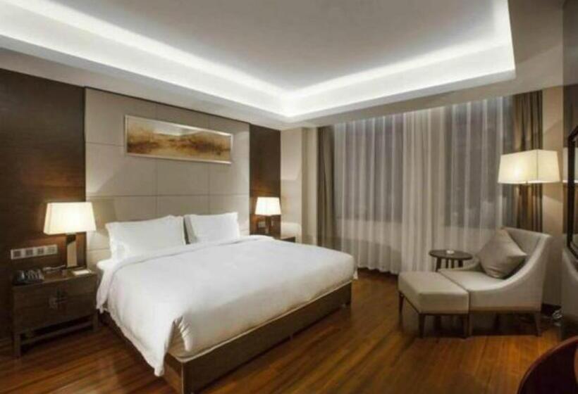 Hotel Ramada Plaza By Wyndham Xi An South