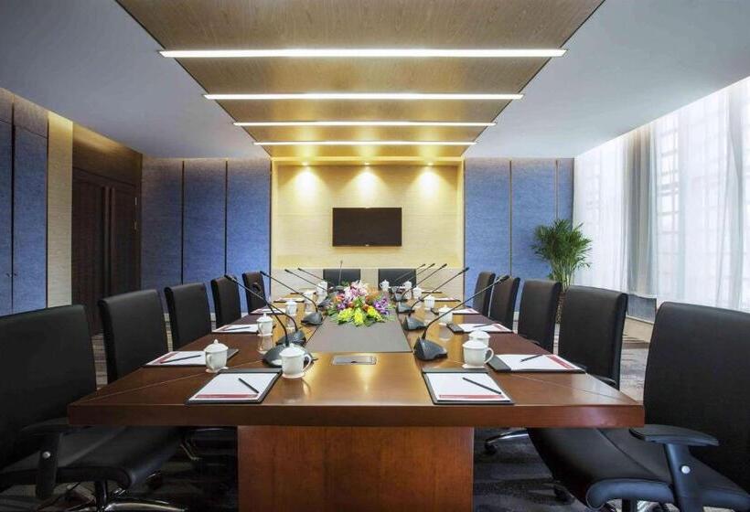 Hotel Ramada Plaza By Wyndham Xi An South