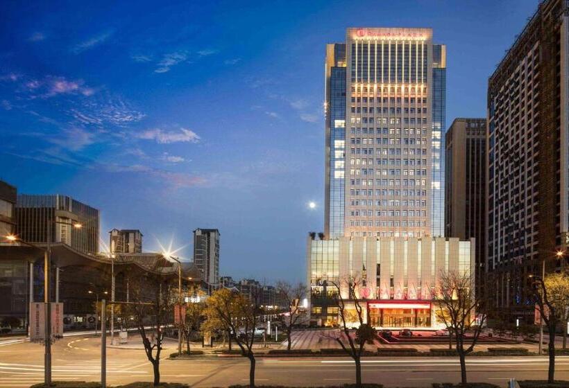 Hotel Ramada Plaza By Wyndham Xi An South