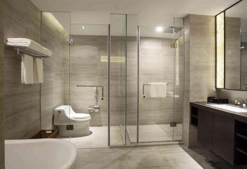 Hotel Ramada Plaza By Wyndham Xi An South