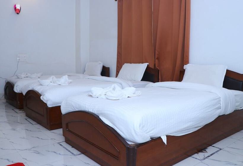 هتل Siddhartha In Lumbini