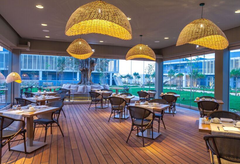 בית מלון כפרי Tui Blue Lagoon Palace