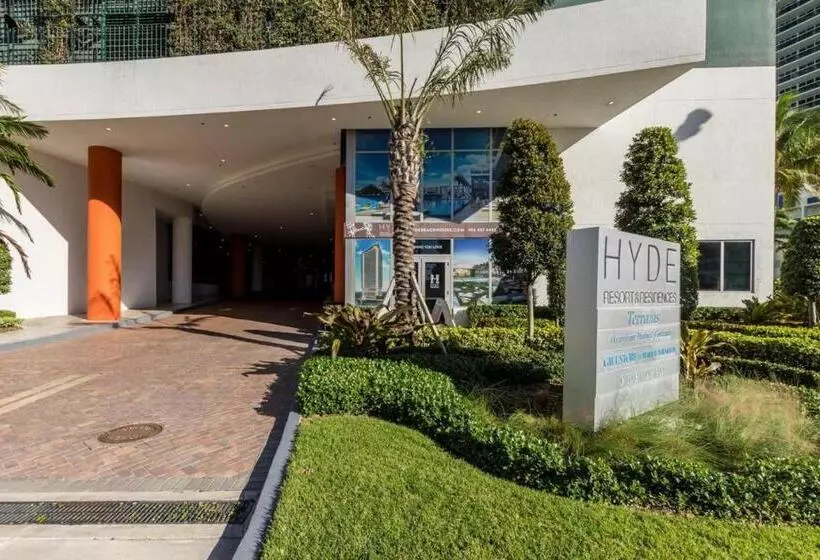 Miami Magic Oasis