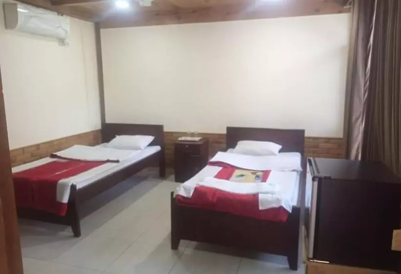 Mountain Inn Hotel Chitral