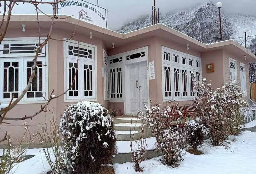 پانسیون Bhuribake Guest House Hunza