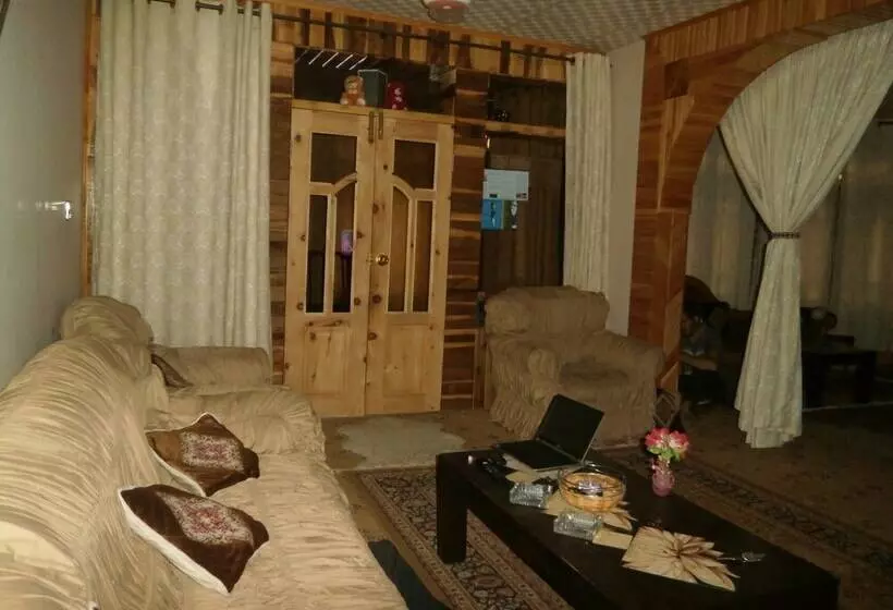 پانسیون Bhuribake Guest House Hunza