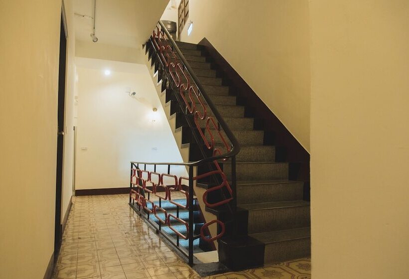 پانسیون Yaboo