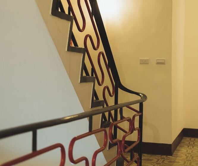 پانسیون Yaboo