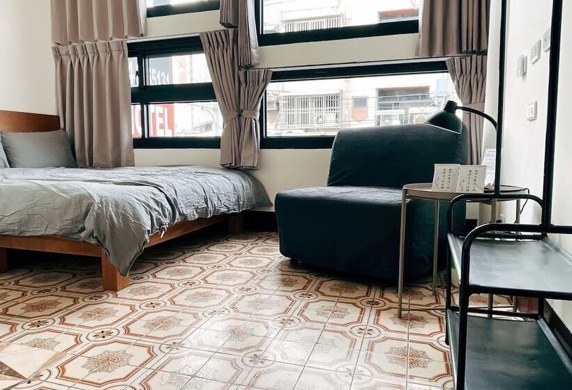 پانسیون Yaboo