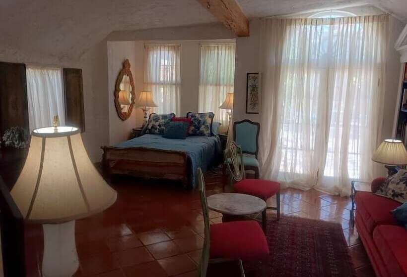 Aamiaismajoitus (B&B) Benzel Mansion