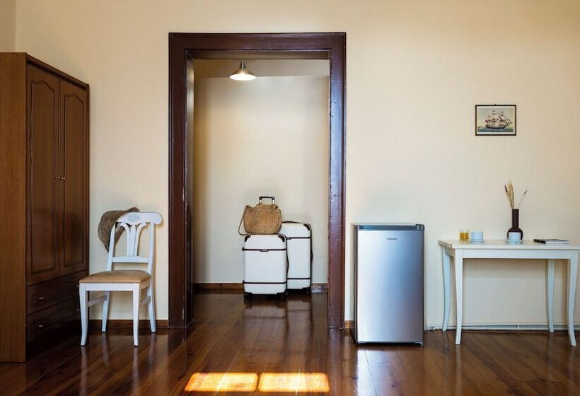 ベッドアンドブレックファースト Sundial Lodge