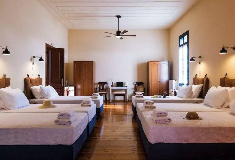 تختخواب و صبحانه Sundial Lodge