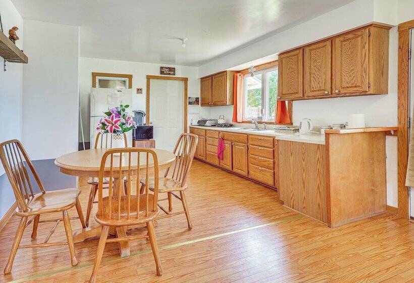 Countryside Retreat In Middlefield ~ 7 Mi To Town!