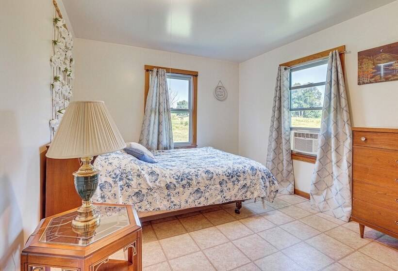Countryside Retreat In Middlefield ~ 7 Mi To Town!