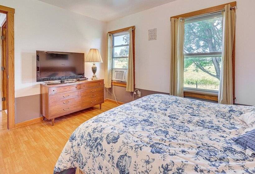 Countryside Retreat In Middlefield ~ 7 Mi To Town!