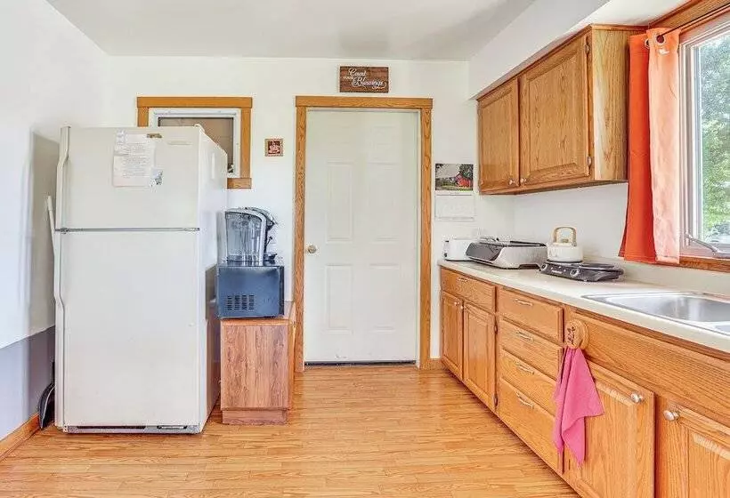 Countryside Retreat In Middlefield ~ 7 Mi To Town!