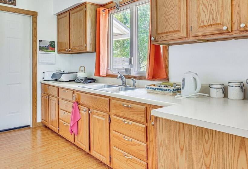 Countryside Retreat In Middlefield ~ 7 Mi To Town!