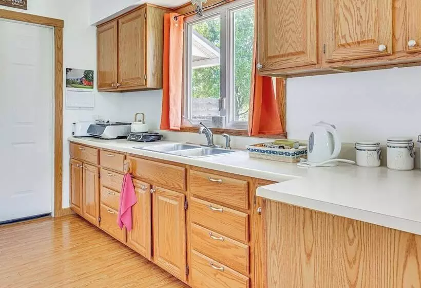 Countryside Retreat In Middlefield ~ 7 Mi To Town!