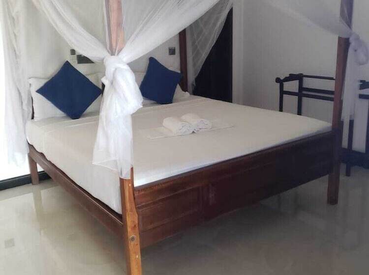 ホテル Pineapple Surf Arugambay