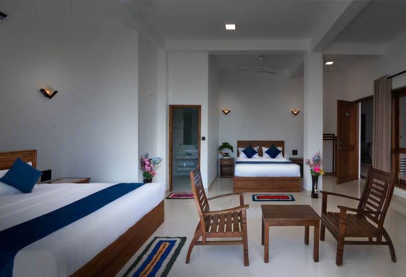 ホテル Pineapple Surf Arugambay