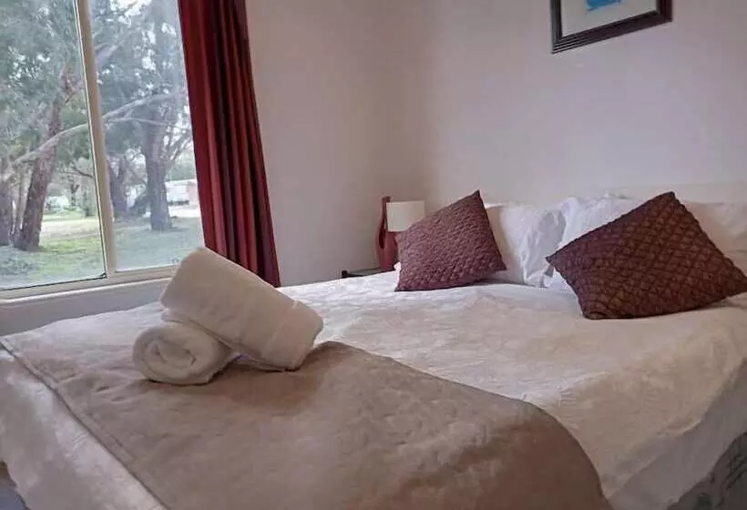 ホテル Stawell Caravan Park