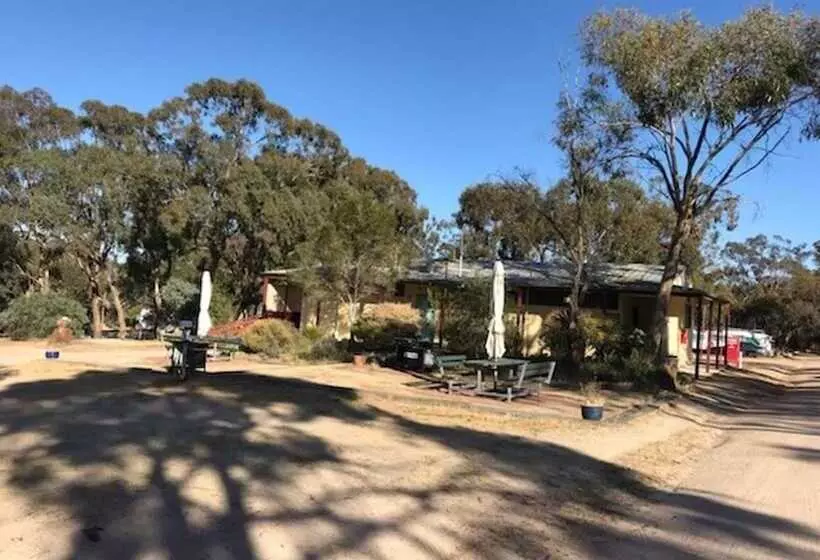 ホテル Stawell Caravan Park