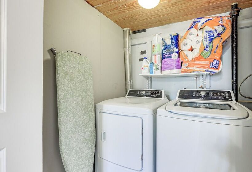 Jacksonville Beach Home W/ Yard, Walk To Shore