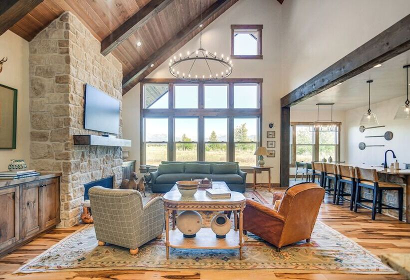 Luxe Tetonia Home W/ Tetons View, Close To Skiing!