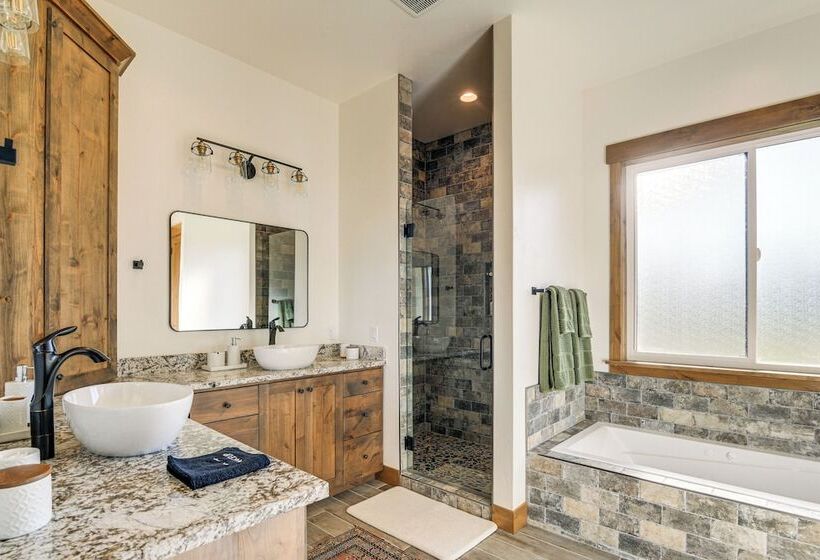 Luxe Tetonia Home W/ Tetons View, Close To Skiing!