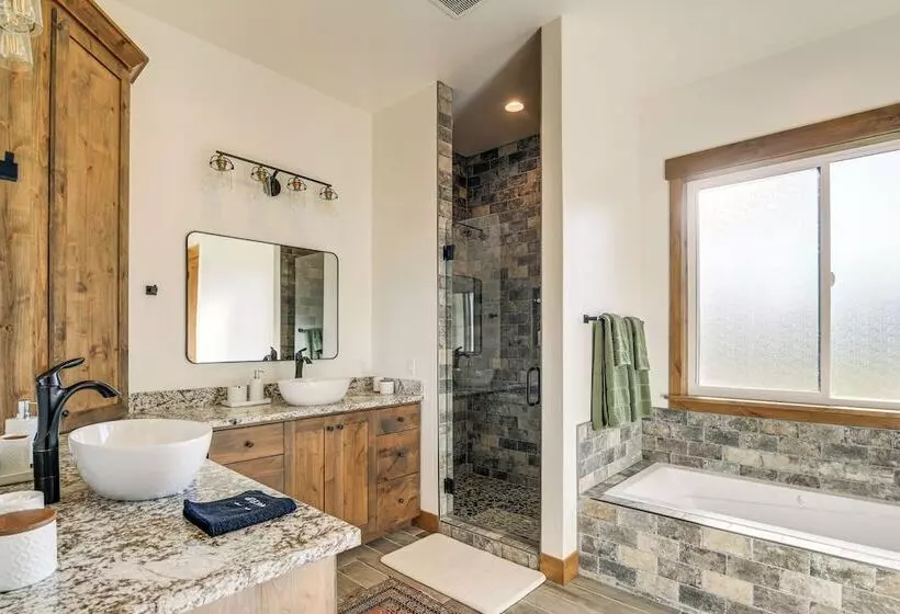 Luxe Tetonia Home W/ Tetons View, Close To Skiing!